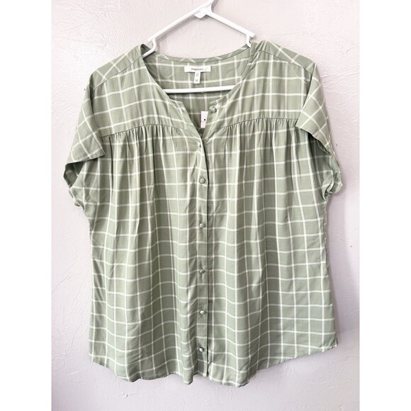 Maurices Green Plaid Woven Relaxed Fit Short Sleeve Button Down Size Medium Boxy - Picture 2 of 6